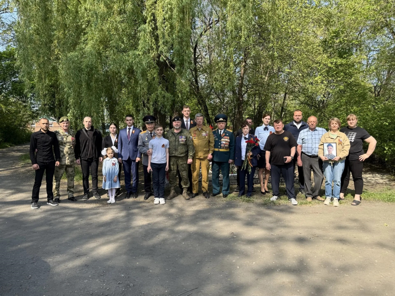 На улице Седова обустраивают место памяти воинам-железнодорожникам