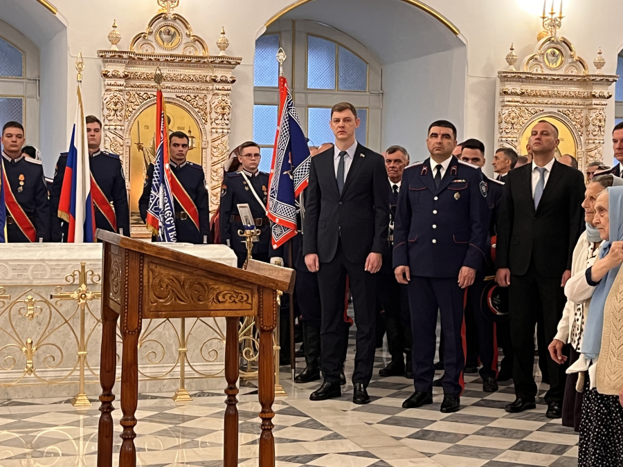 На Покров новочеркасцы традиционно посетили храмы